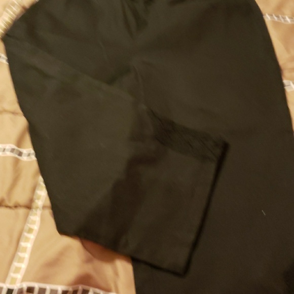 Capris/Gauchos - Picture 2 of 2